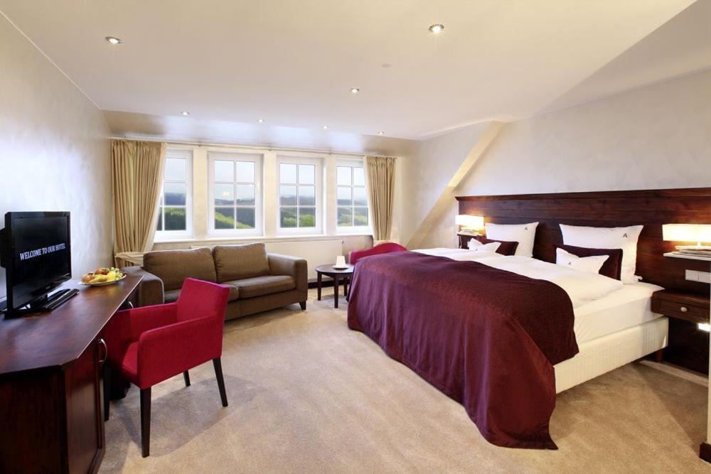 Waldhaus Ohlenbach Hotel ชมาลเลนแบร์ก ภายนอก รูปภาพ