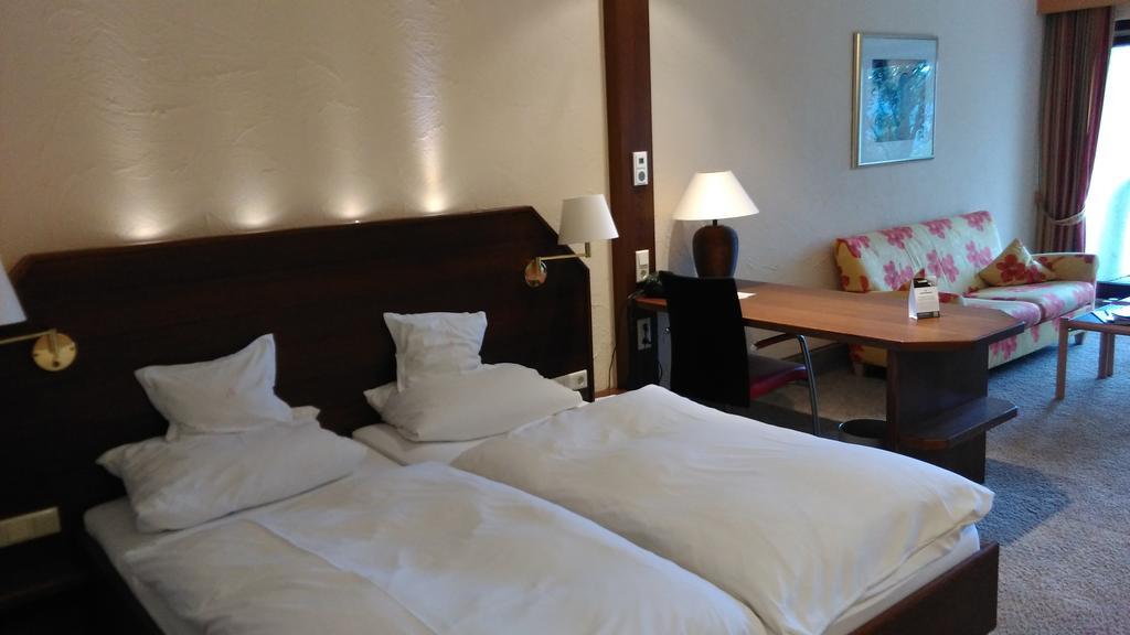 Waldhaus Ohlenbach Hotel ชมาลเลนแบร์ก ภายนอก รูปภาพ